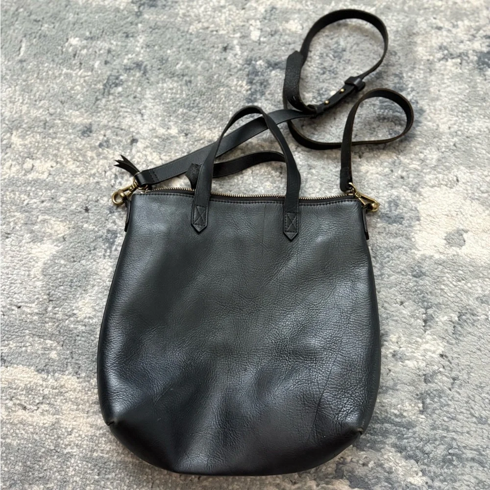 Madewell Transport Crossbody 100% Leather, Black - Picture 3 of 9